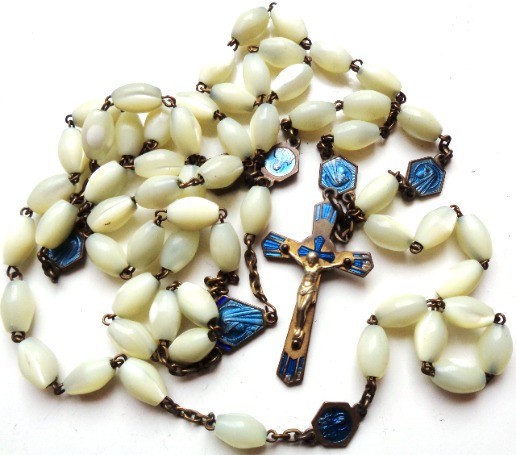 Rosary parts, round mother of pearl imitation light blue beads