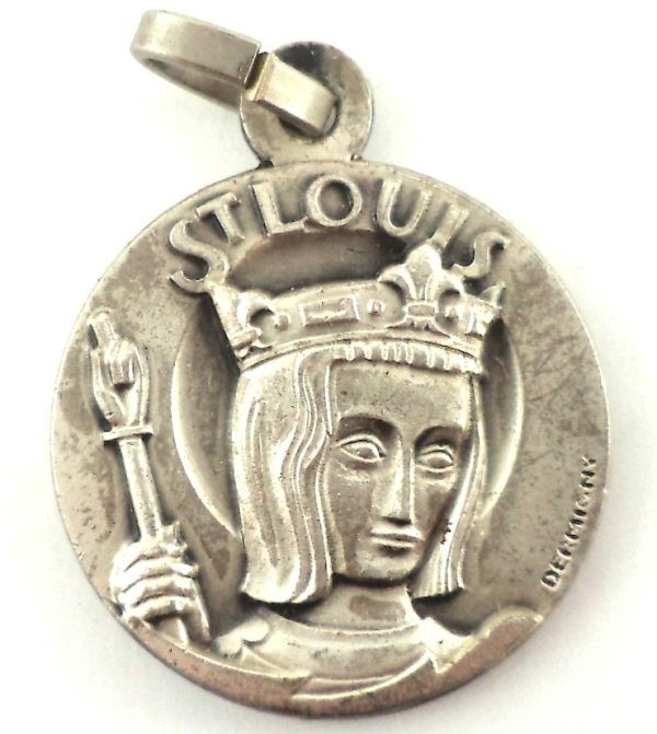 Vintage Saint Louis King of France silver-plated medal pendant front view