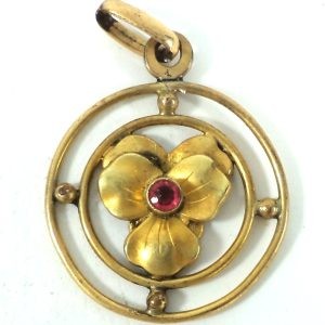 Antique Oria gold-plated pendant with violet flower motif and amethyst gemstone