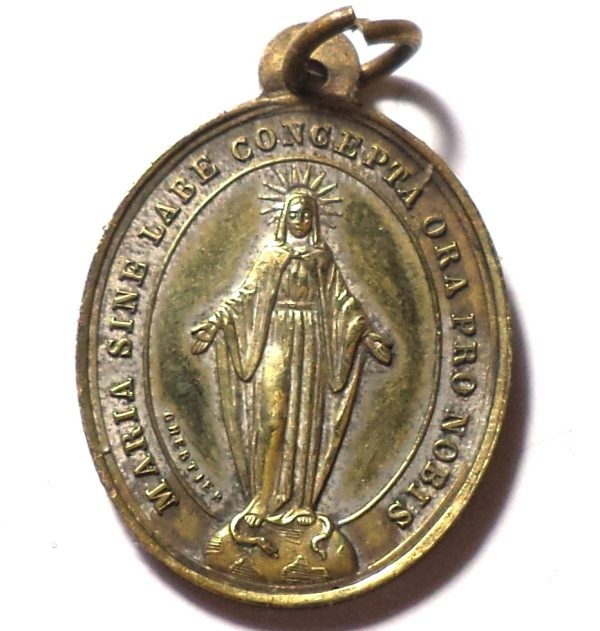 Antique bronze medal featuring the Immaculate Virgin Mary and Sacred Hearts of Jesus and Mary, engraved by Ghertier.